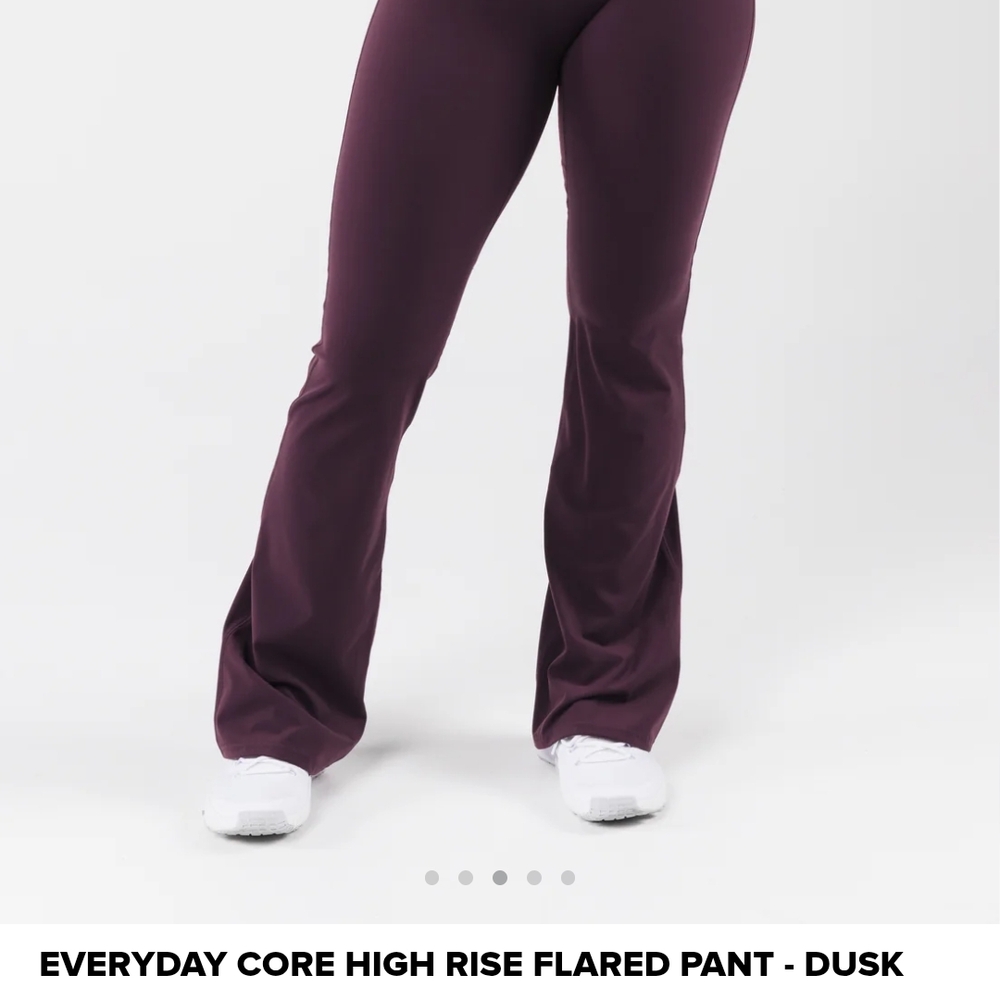 Alphalete Purple Flared leggings